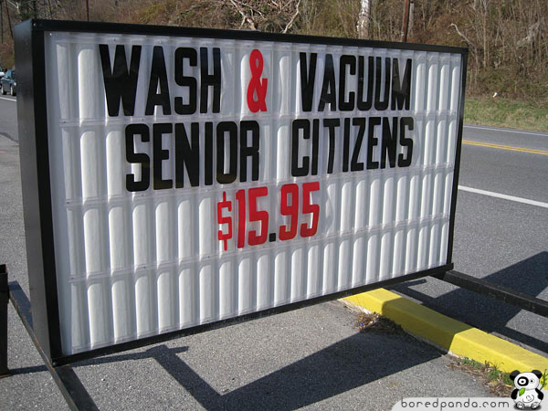 Funny-Signs-Senior-46.jpg